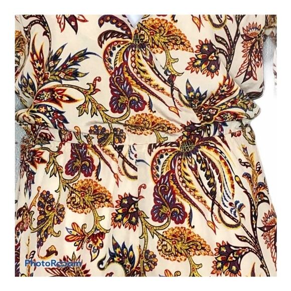 Show Me Your MuMu Bailey Floral Long Sleeve Romper Small NWOT - Picture 6 of 11